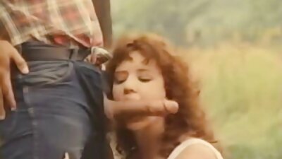 Efectuează o muie și își masturbează păsărica. filme porno cu baieti frumosi