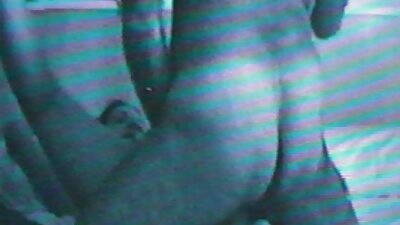Cu plăcere era o păsărică îngustă pe filme porno cu femei grase frumoase un membru.