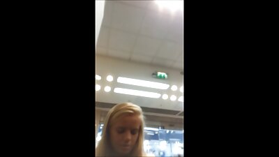 Brunetei sexy îi place poze cu pizde frumoase dracului tare.