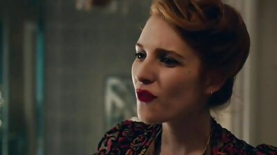 O tipă poze cu cele mai frumoase pizde destul de poftioasă s-a dat șefului de la birou.